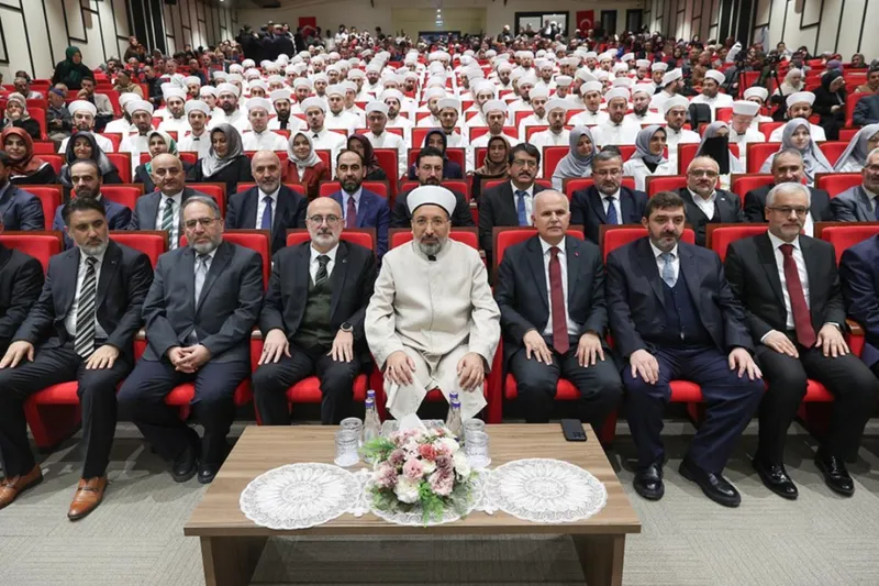 Arpaguş: Zorlu süreçten çıkışın yolu Kur’an ve Sünnete sarılmaktır