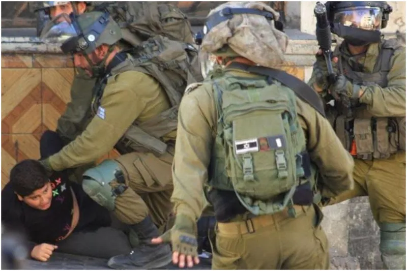 İşgal zindanların çocuk esirlerin sayısı gün geçtikçe artıyor