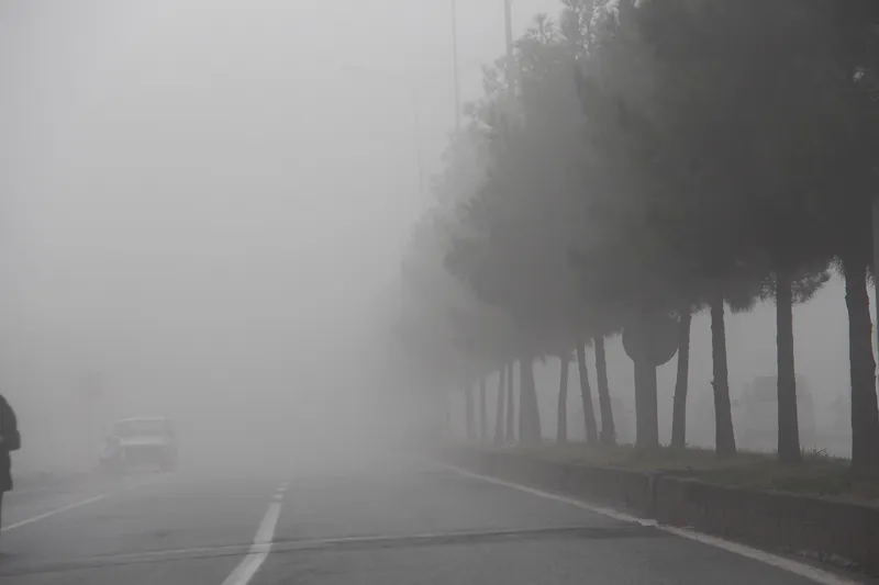 Diyarbakır’da yoğun sis etkili oldu