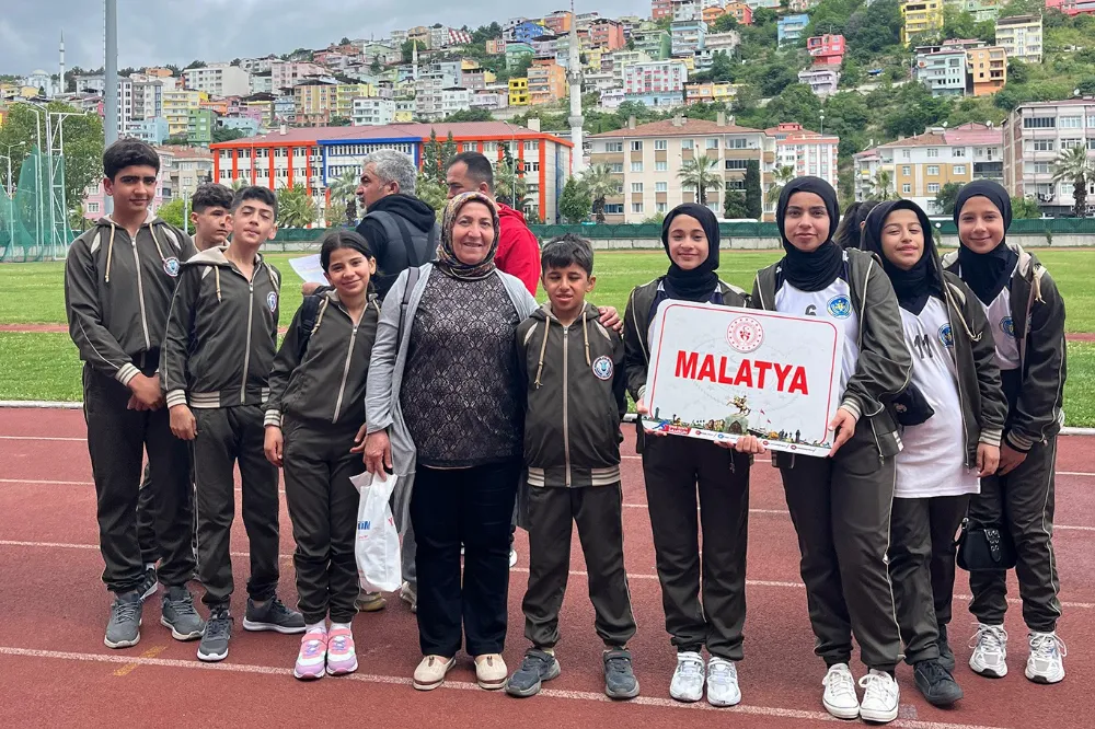 Malatya Akşemseddin İşitme Engelliler Okulu, Türkiye Şampiyonasında büyük başarı elde etti