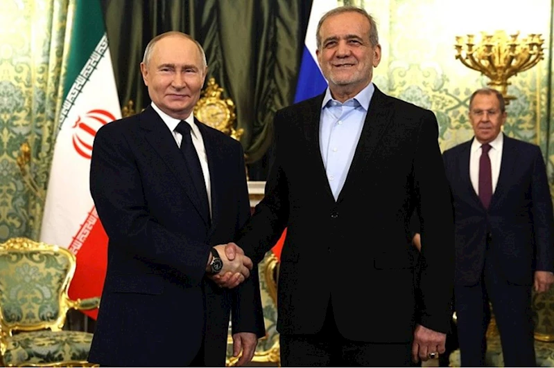 İran Cumhurbaşkanı Pezeşkiyan ile Putin görüştü