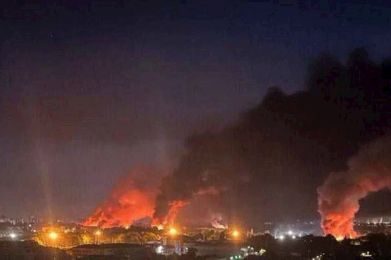 İran, Tel Aviv’i füzelerle vurdu