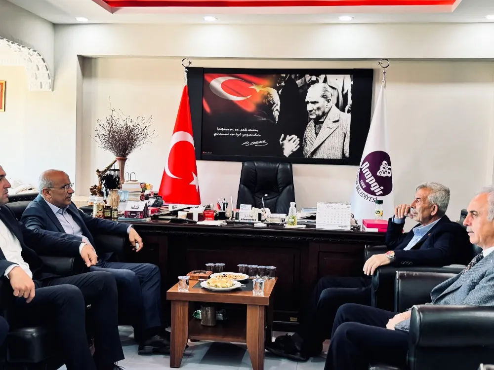 MALATYA BÜYÜKŞEHİR BELEDİYE BAŞKANI SAMİ ER’DEN ARAPGİR BELEDİYESİ’NE ZİYARET