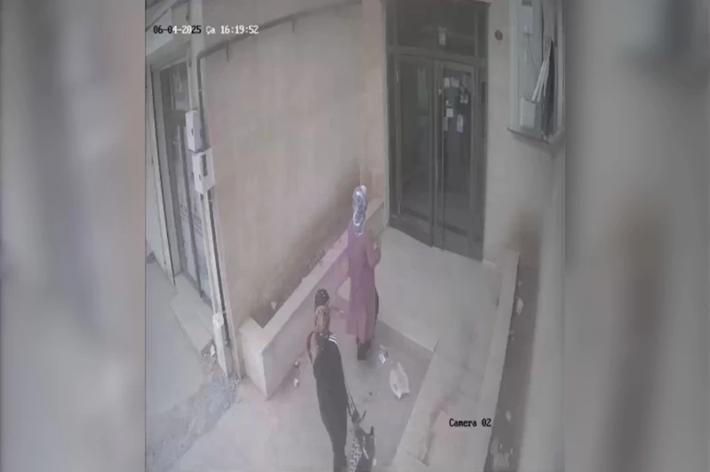 Mardin’de dilenci kılığındaki hırsızlığın kamera kayıtları ortaya çıktı  