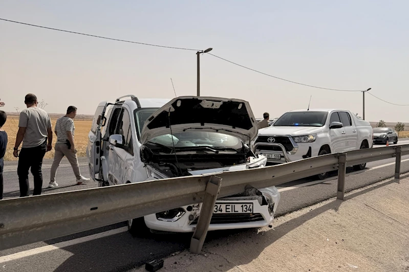 Mardin’de iki araç çarpıştı: 5 yaralı