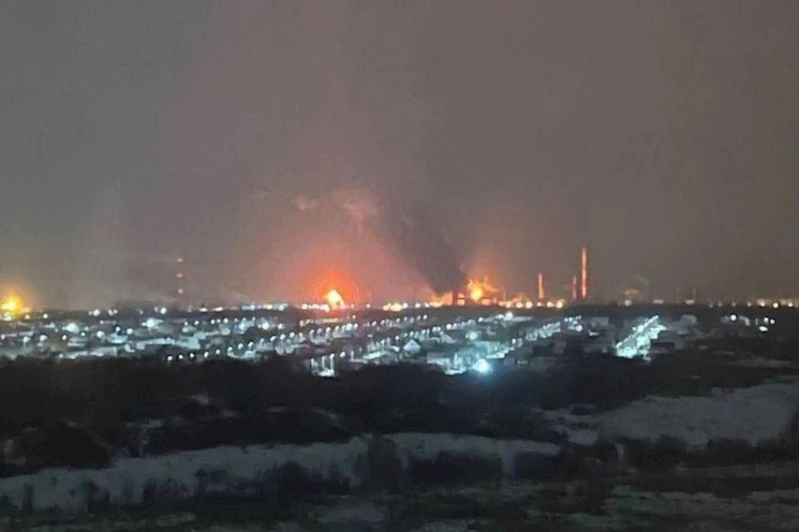 Ukrayna, Rus petrol tesislerine saldırdı