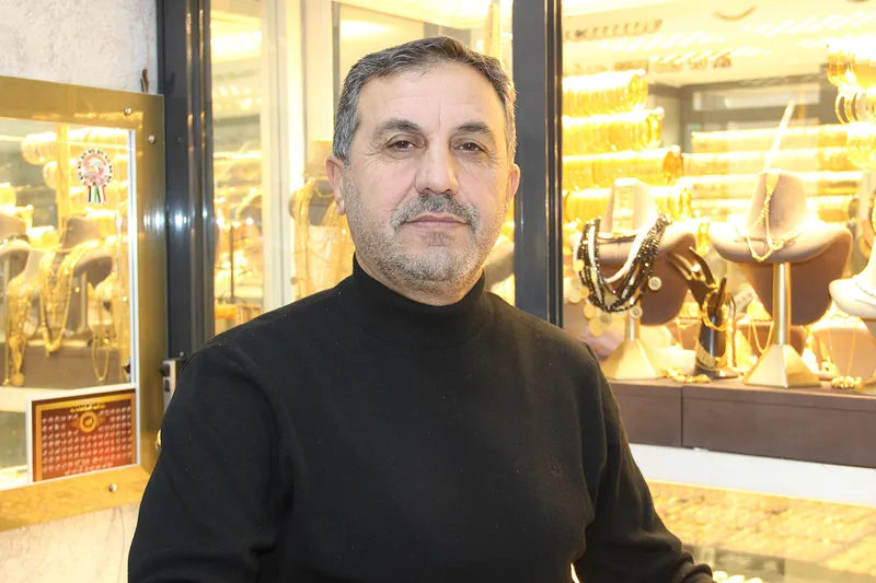 Altın fiyatlarındaki yükseliş evlenmek isteyen gençleri zorluyor!