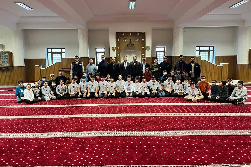 Gaziantep'te "Gençliğe Değer Ara Dönem Kampı" tamamlandı