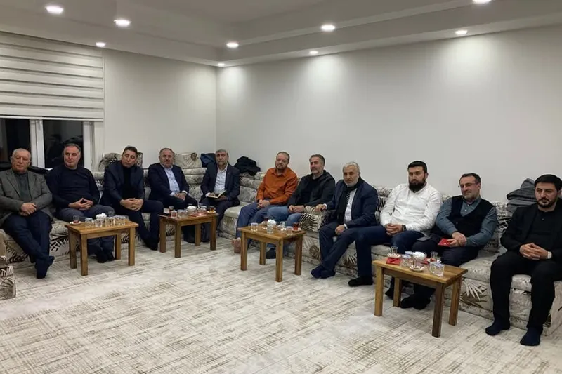 Umut Kervanı Genel Başkan Yardımcısı Elibüyük'ten Van'da yoğun mesai