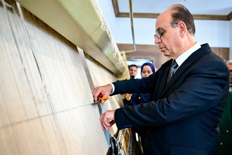 Belediye Başkanı Geçit: Halı dokumacılığı Anadolu kültürünün en önemli unsurlarından 