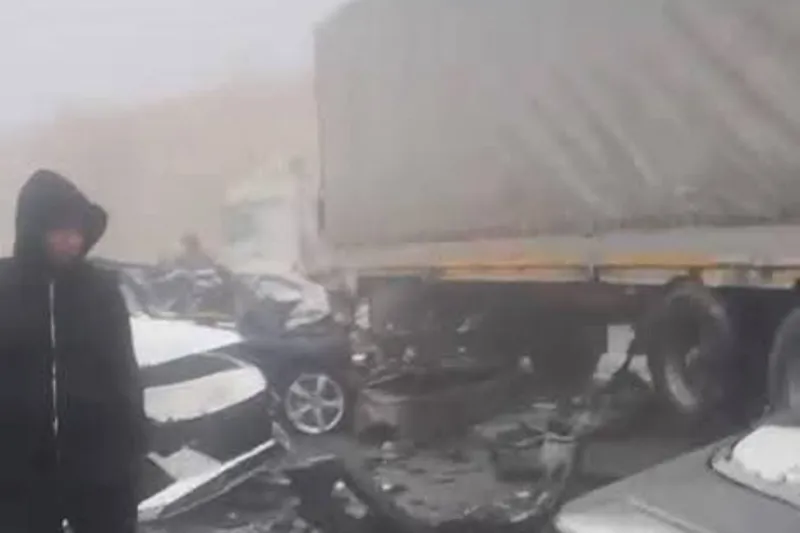 Gaziantep Valisi Çeber yaralıları ziyaret ederek kazayla ilgili bilgi verdi