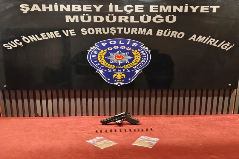Gaziantep'te uyuşturucu ve ruhsatsız silah operasyonu: 2 kişi yakalandı