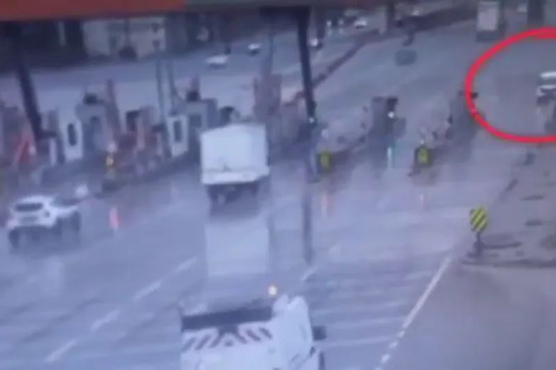 Ters yönde ilerleyen sürücüye 9 bin TL ceza