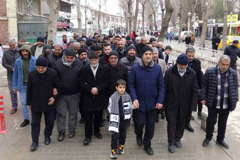 Malatya'da "Dünya Esirler ile Dayanışma Günü" yürüyüşü