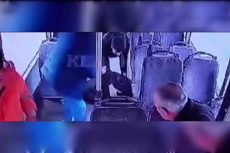 Mardin’de otobüste epilepsi nöbeti geçiren yaşlı adam öldü 