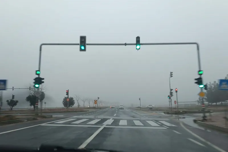 Şanlıurfa’da havalimanı çevresinde sis etkili oldu