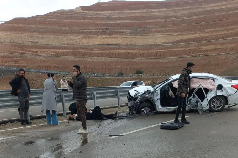 Şırnak'ta trafik kazası: 5 yaralı