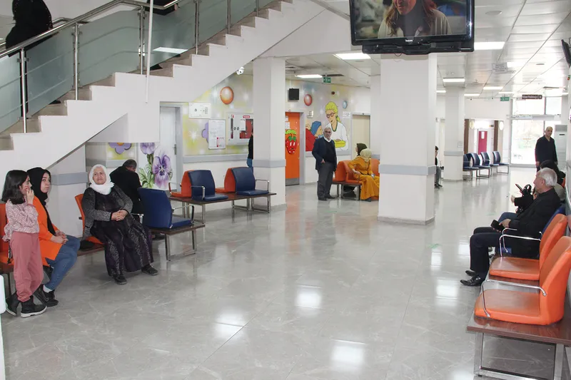 Batman'da diş tedavisinde ulaşılabilirlik artıyor: İl dışına sevk neredeyse sıfır