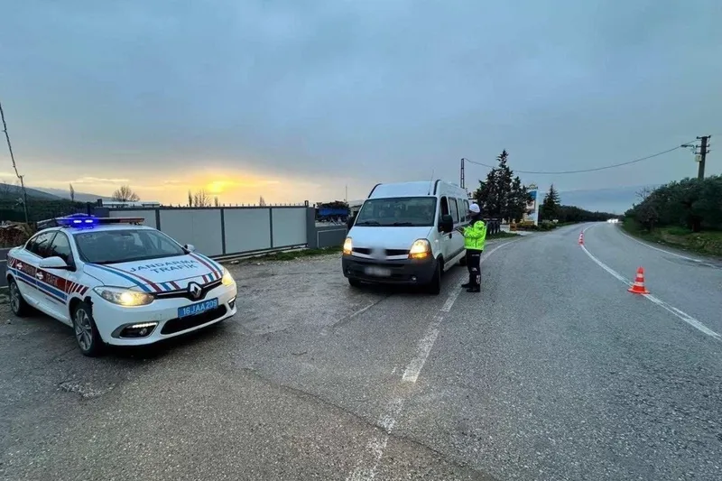 Bursa’da okul çevrelerinde trafik denetimi