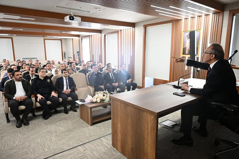 Malatya Valisi Yavuz: Ailelerin yaşadığı dramı görmezden gelemeyiz