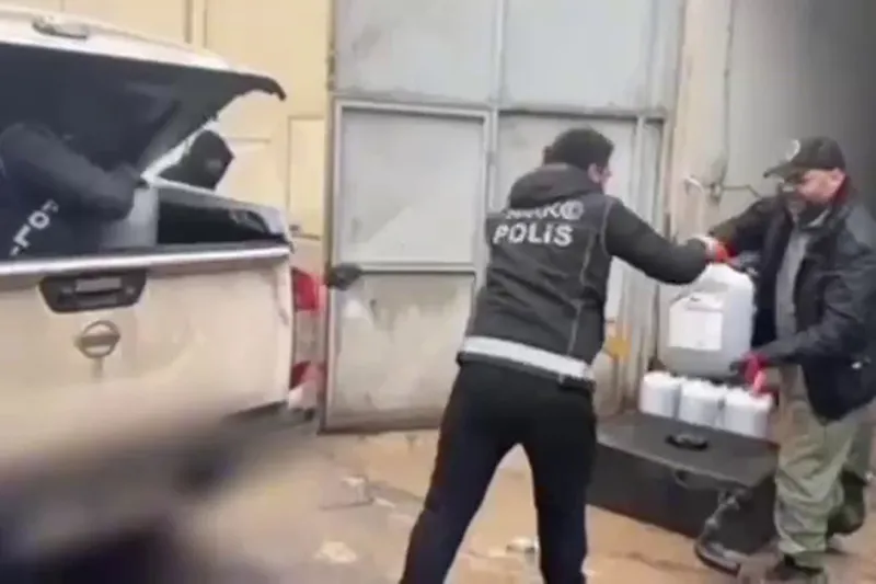 Gaziantep'te sıvı metamfetamin ele geçirildi: 6 kişi gözaltına alındı