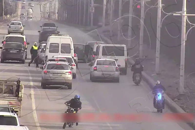 Malatya'da trafik güvenliğini tehlikeye atan sürücülerin ehliyetlerine el konuldu