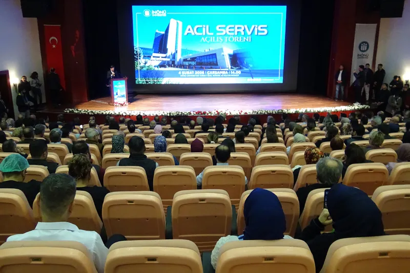 Turgut Özal Tıp Merkezi'nde yenilenen acil servis hizmete açıldı