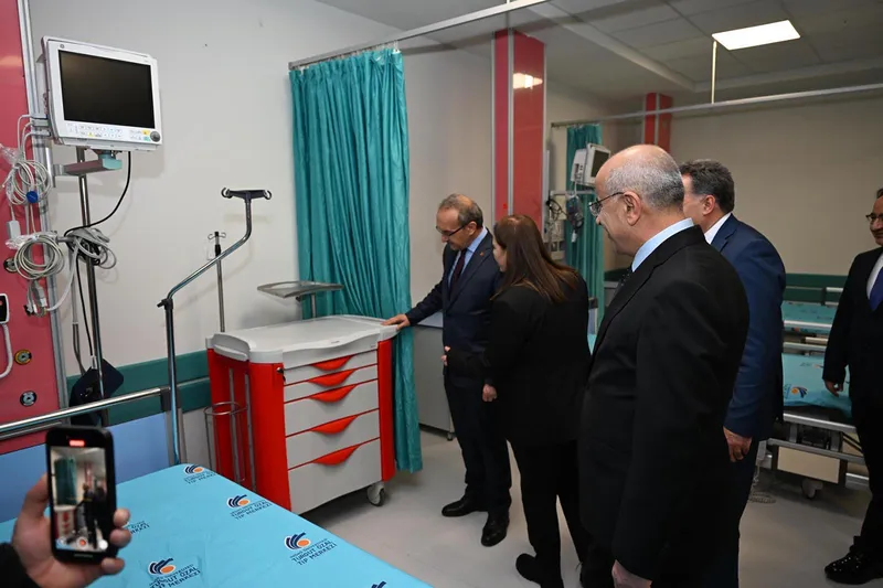 Turgut Özal Tıp Merkezi'nde yenilenen acil servis hizmete açıldı