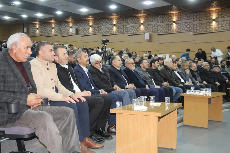 Dinç: Dillere düşmanlık fıtrata ve Allah'ın taksimatına düşmanlıktır