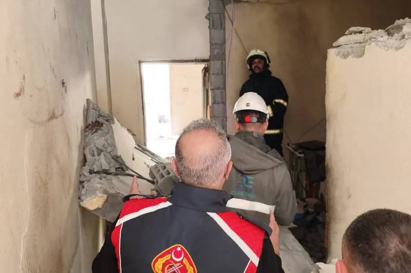 Mardin’de bir evde patlama: 3 yaralı 