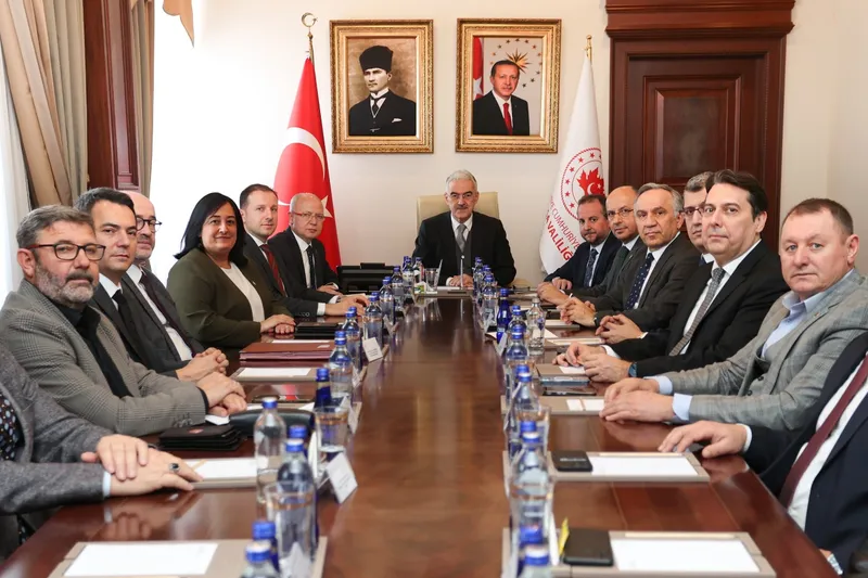 Bursa Kuzey Çevre Otoyolu Projesi masaya yatırıldı