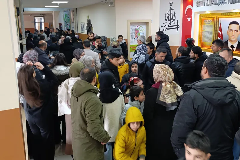 Ağrı'da gerçekleştirilen Siyer Yarışmasına yoğun katılımla bitti