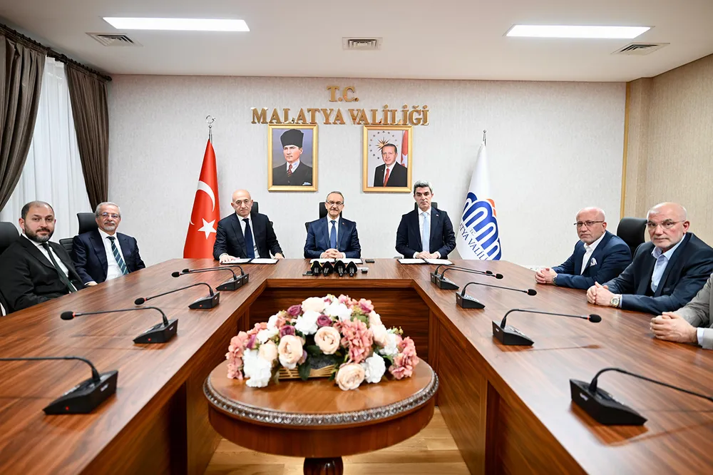 Malatya Meslek Lisesinin yeniden inşası için imzalar atıldı