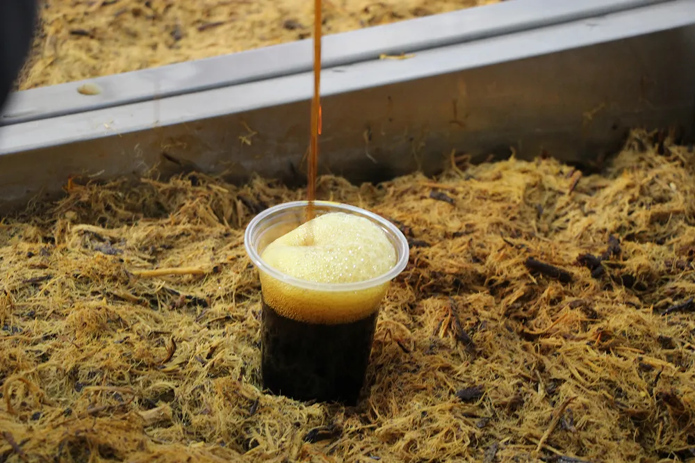 Harçlık kazanmak için başladığı şerbetçilik mesleğini 50 yıldır devam ettiriyor