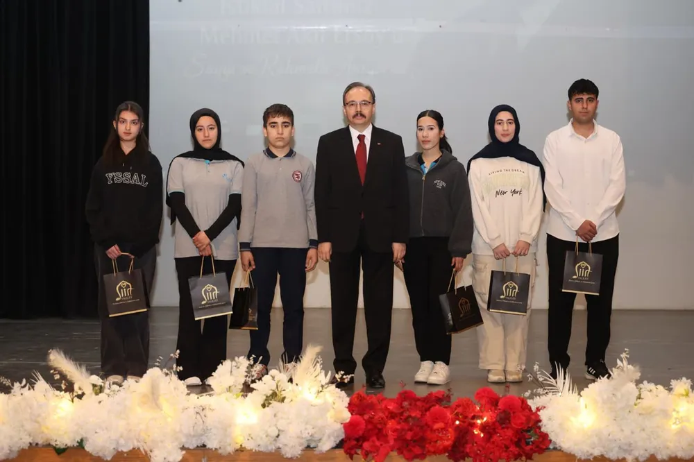 Siirt’te İstiklal Marşı’nın kabulü ve Mehmet Akif Ersoy anıldı