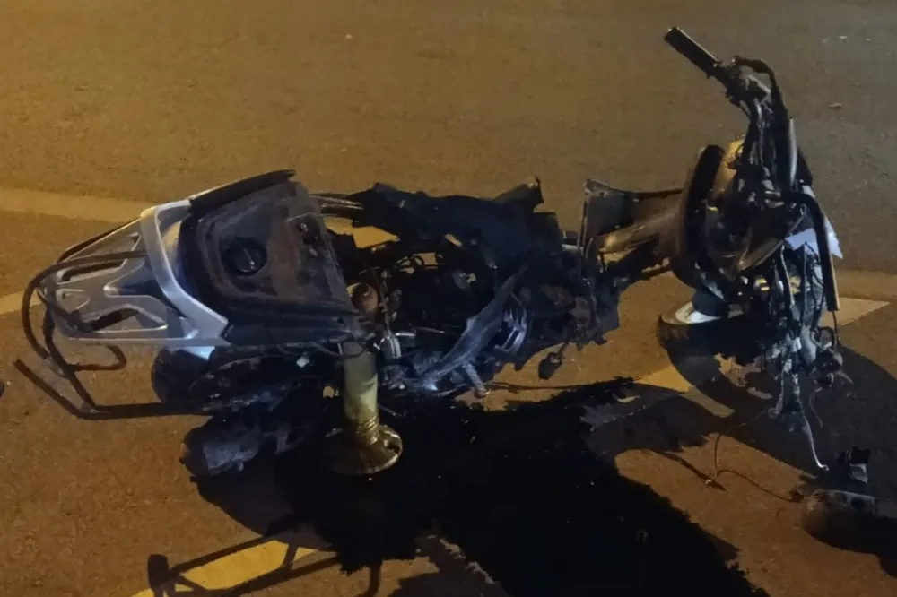 Mersin otomobil motosiklete çarptı: Bir ölü, bir yaralı