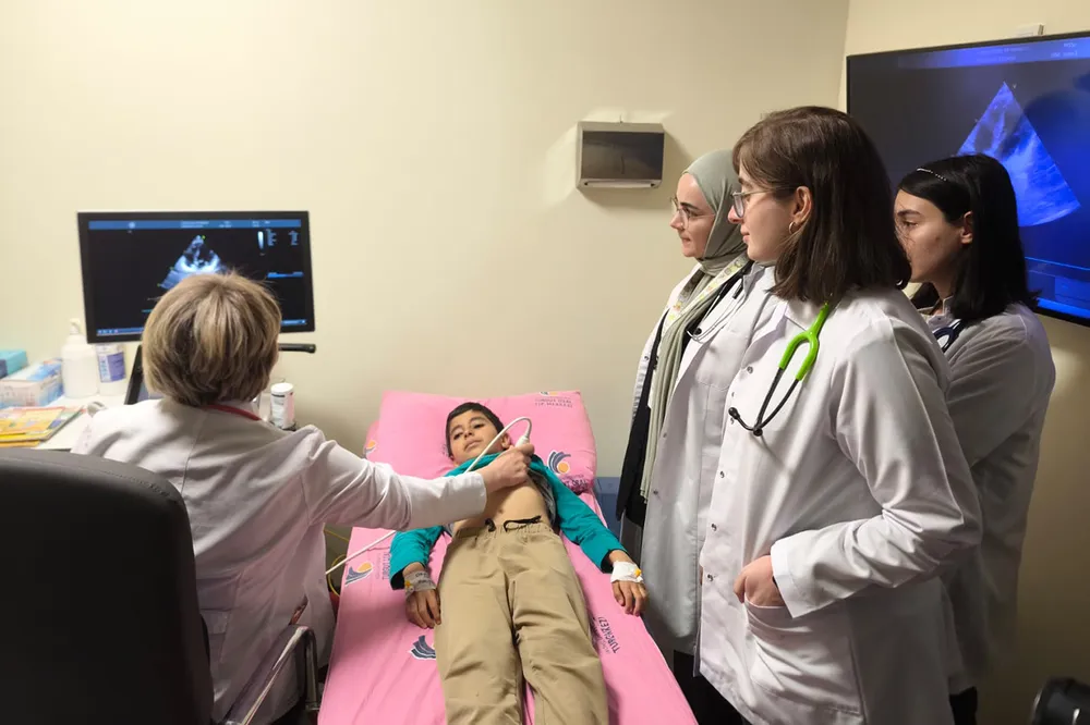 Uzmanından minik kalpleri bekleyen tehlikelere karşı önemli uyarılar