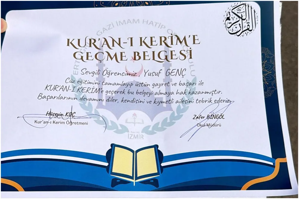 Kur’an’a geçen öğrencilere Kur’an-ı Kerim hediye edildi