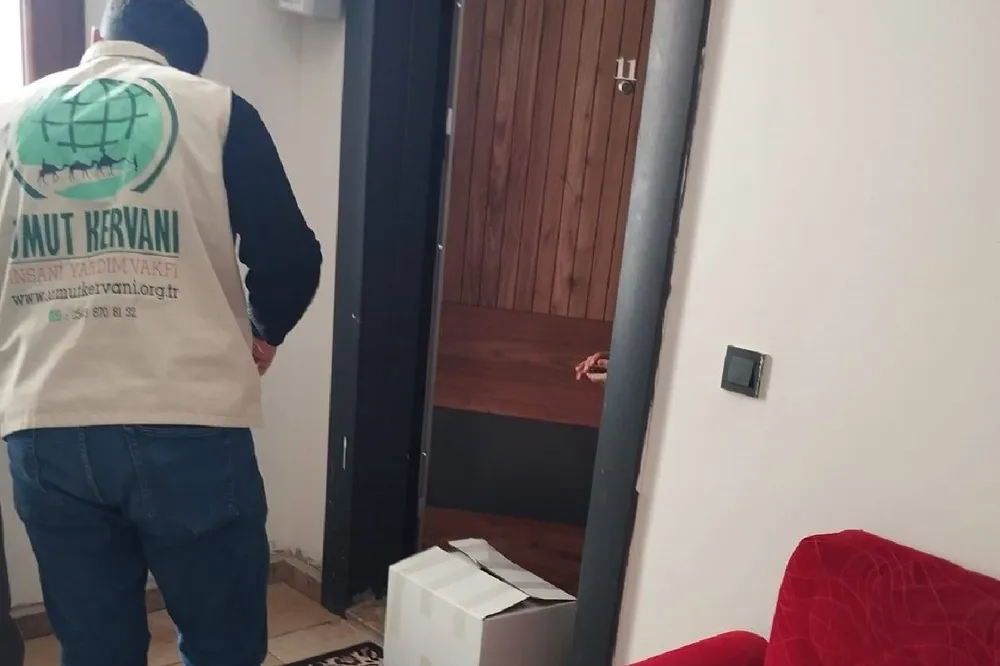 Umut Kervanı Elazığ Derneği’nden ihtiyaç sahibi ailelere gıda yardımı