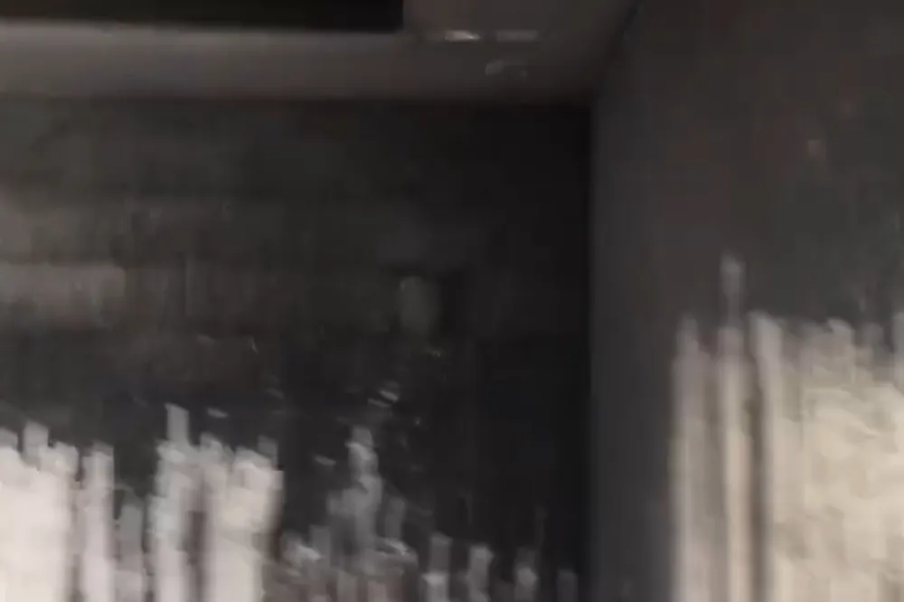 Batman'da bir evde çıkan yangında ev eşyaları kullanılamaz hale geldi