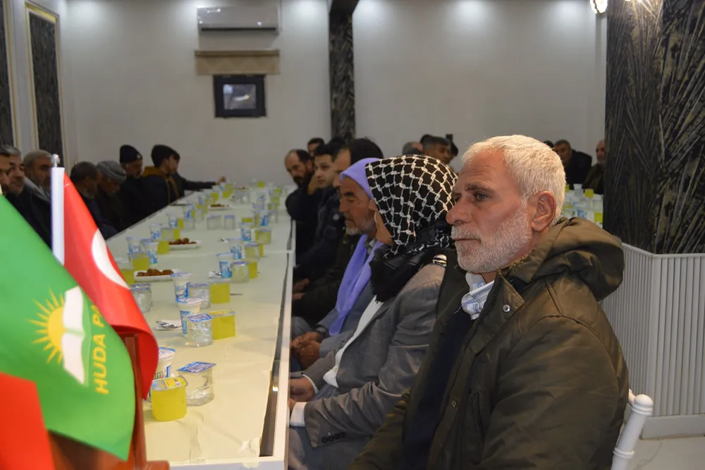 Şanlıurfa’da HÜDA PAR’ın iftar programına yoğun katılım