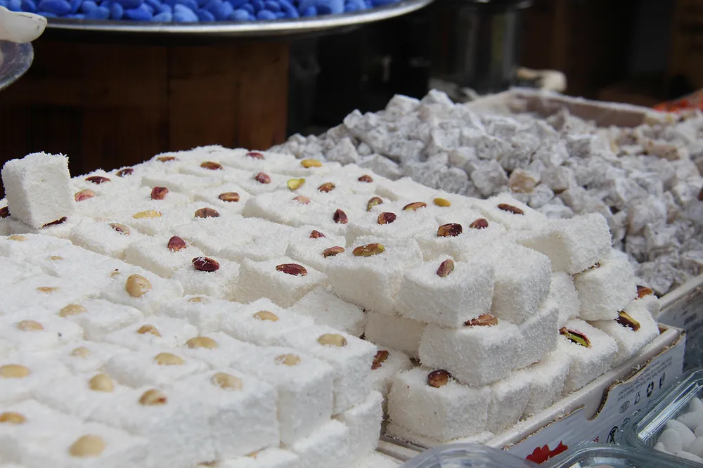 Diyarbakır'da çarşı ve pazarlarda bayram hareketliliği