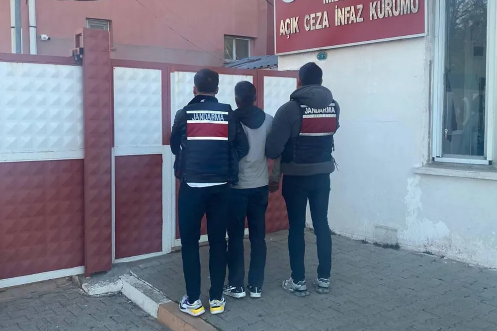 Batman'da aranan 42 hükümlü yakalandı