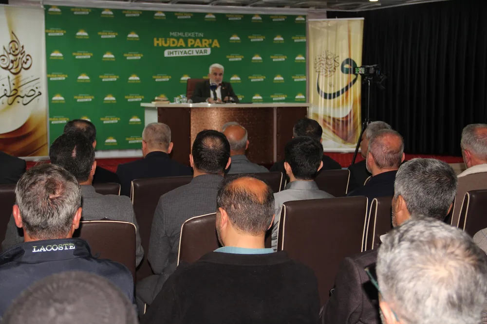 HÜDA PAR Genel Başkanı Yapıcıoğlu: Önemli olan makam değil, hizmettir