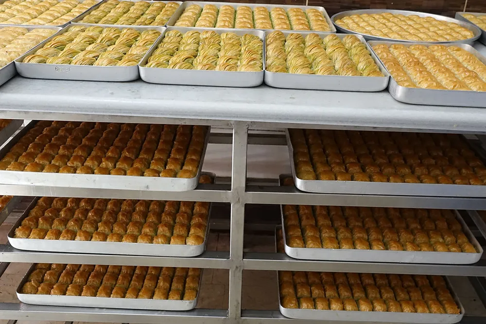 Diyarbakır’da tatlıcılar yoğun mesai yapıyor