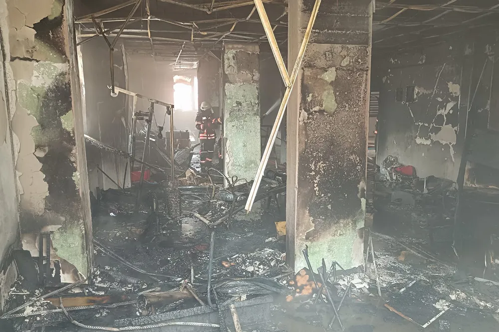 Malatya'da spor salonunda çıkan yangın paniğe neden oldu