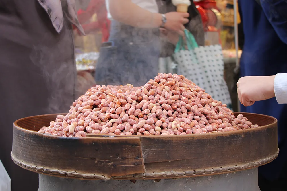 Gaziantep'te bayram öncesi çarşı ve pazarlarda yoğunluk yaşanıyor