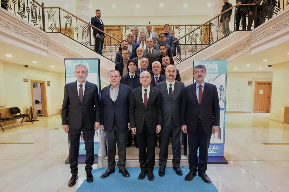 Hazine ve Maliye Bakanı Şimşek’ten Midyat’a ziyaret 