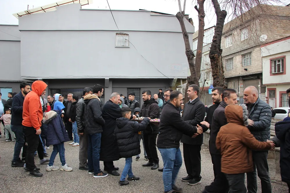 Gaziantep Peygamber Sevdalıları  vatandaşlarla bayramlaştı