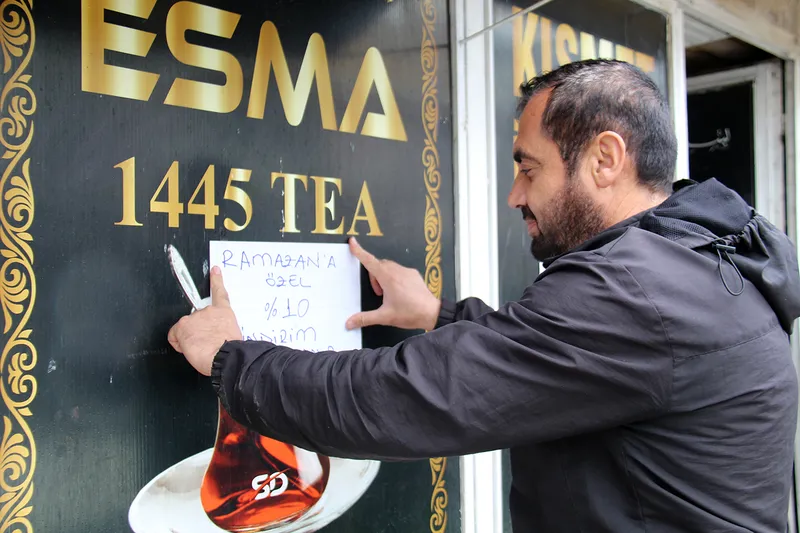 Diyarbakır esnafı Ramazan atmosferini hissettirmeye kararlı